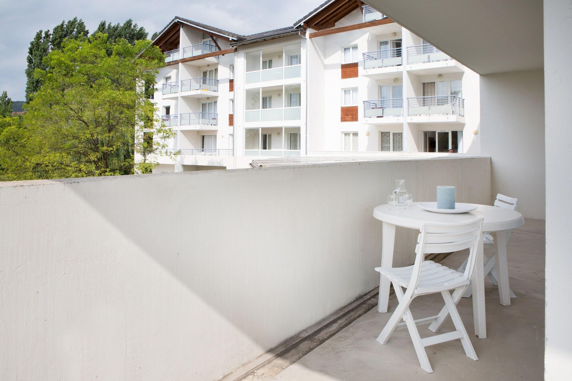 Comfort Aparthotel Divonne La Versoix Exterior foto